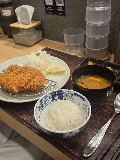 호시카츠 서울역 본점